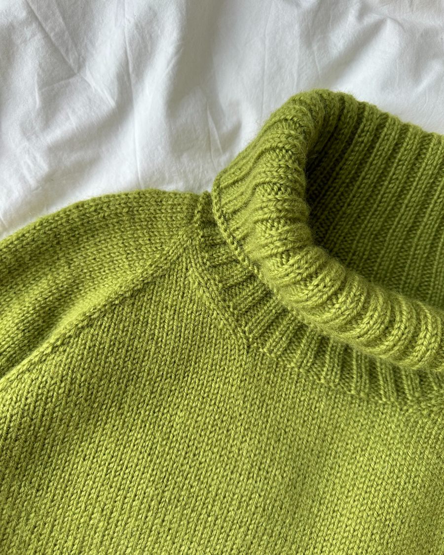 Amy Sweater - Image 7