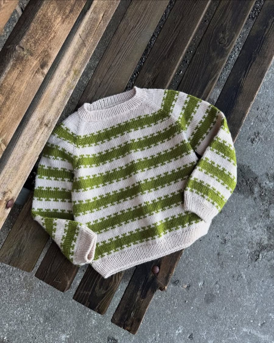 Key Sweater Junior - Image 8
