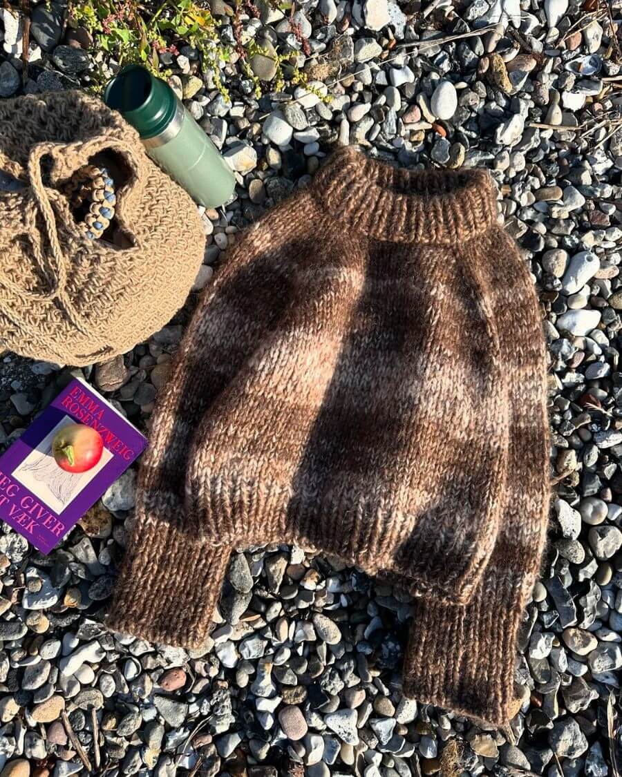 Marble Sweater - Image 4