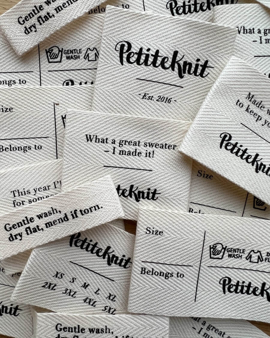 "PetiteKnit - Est. 2016"-label - Image 3