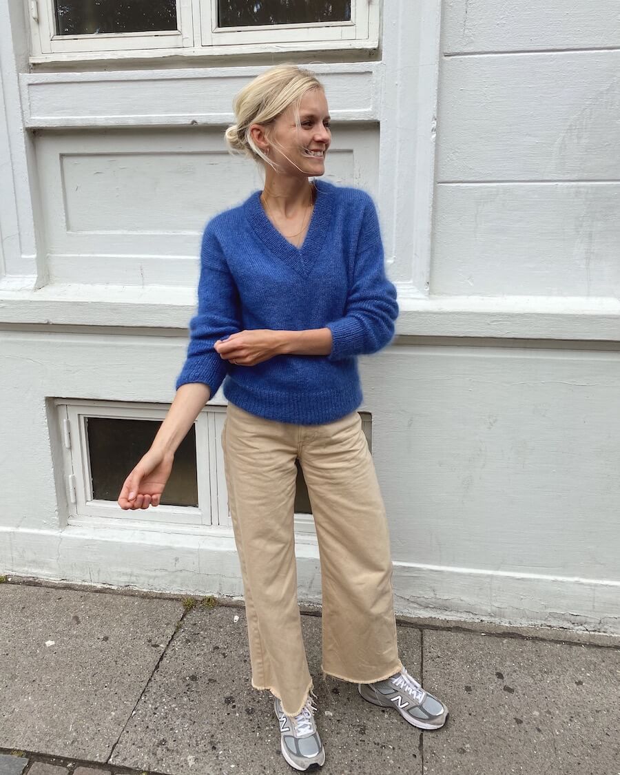 Stockholm Sweater V-neck - Image 8
